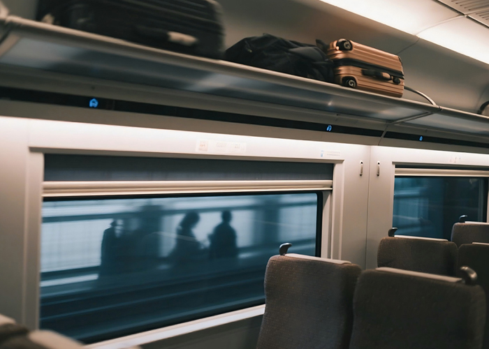 行李架與座椅類檢測